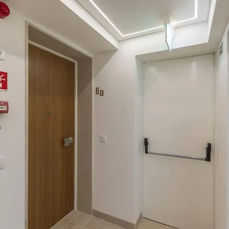 Dq De Loule 44 * 리스본