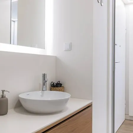 아파트 Dq De Loule 44 리스본