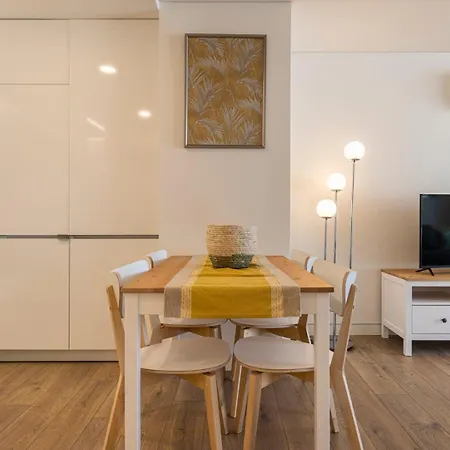 Dq De Loule 44 Lisboa